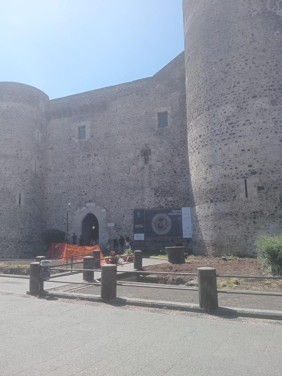 Il Castello Di Patty Apartamento Catânia Exterior foto